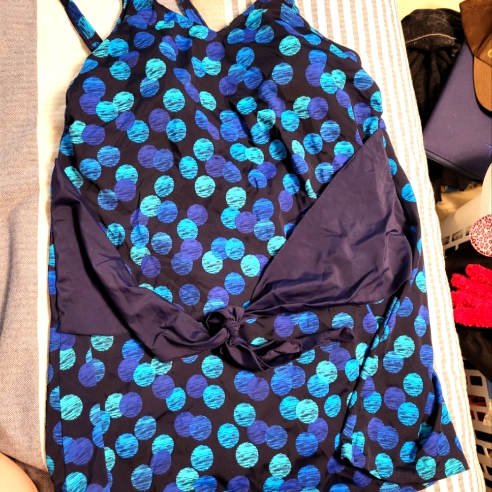 Swim suit